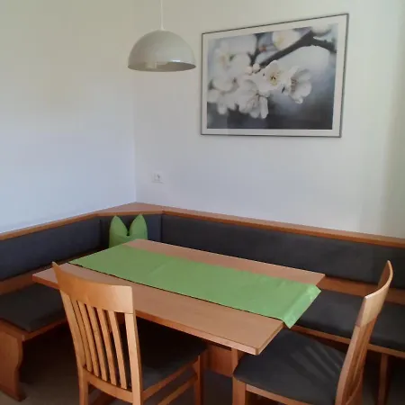 Stockerhof سان لورينزو دي سيباتو