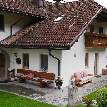 Stockerhof Agroturismo *