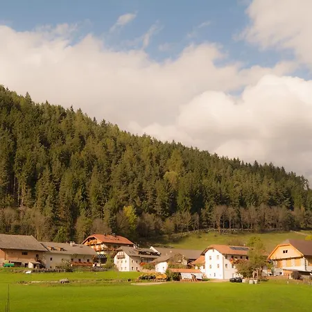 Stockerhof سان لورينزو دي سيباتو
